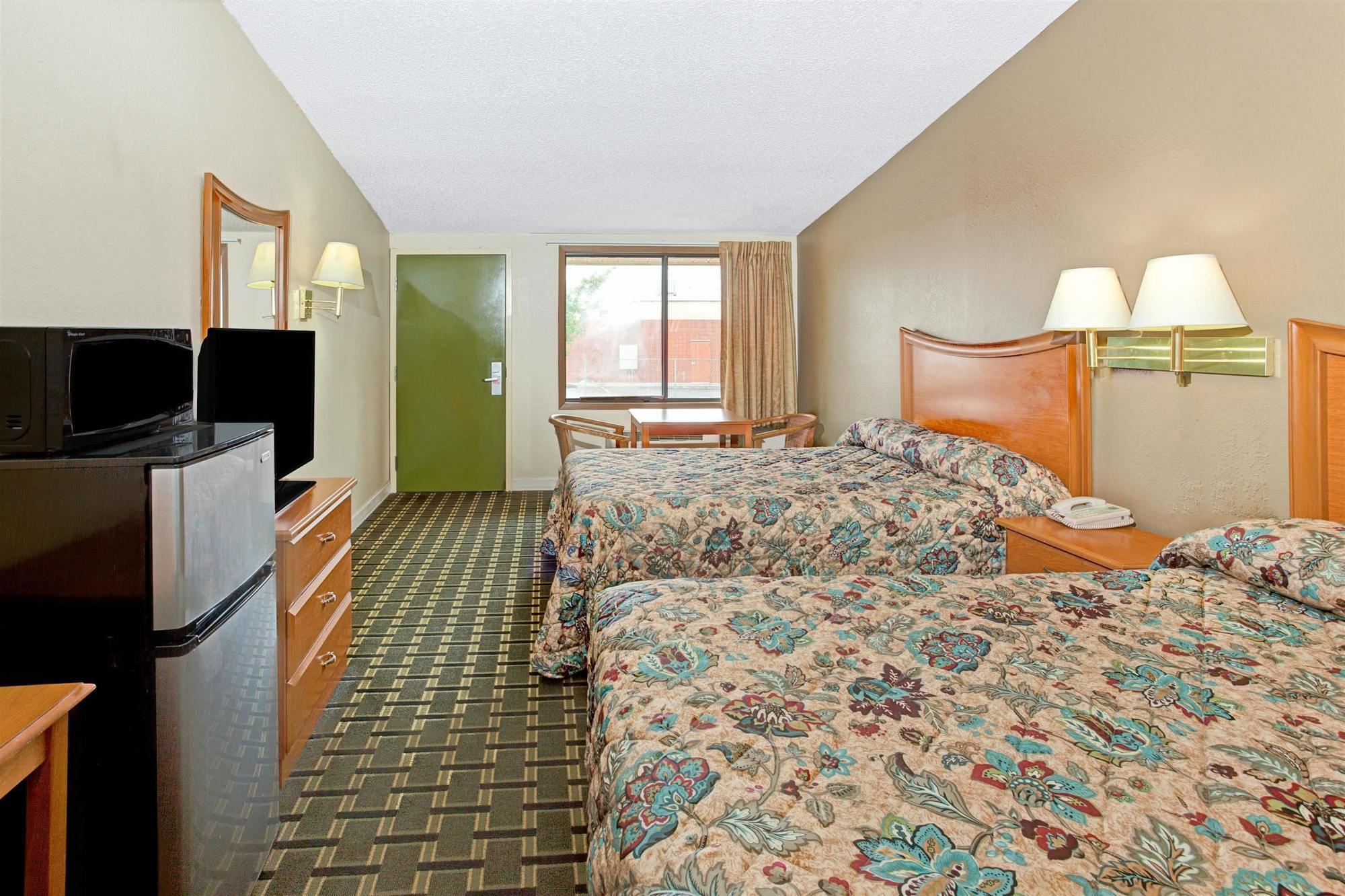 Knights Inn Cartersville Luaran gambar